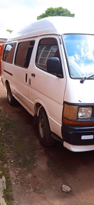 used toyota hiace