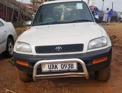 A picture of RAV 4 AT UGX10M. CALL or WATSAP 0703 693957.