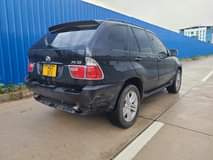 A picture of BMW X5 0687359535