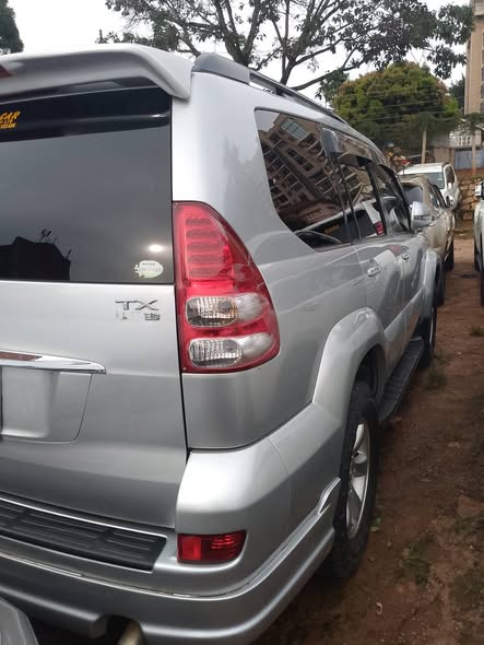 A picture of Toyota Land Cruiser Petrol Engine For Sale 0704482571 Call Whatsapp