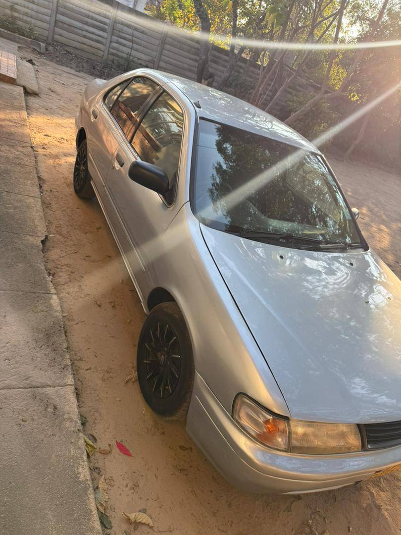 classifieds/cars nissan