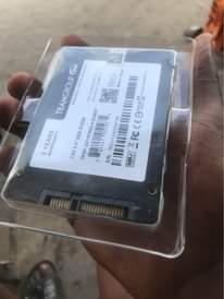 A picture of Ssd 512 gb
