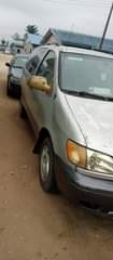 A picture of Toyota sienn Automatic transmission Gear Engine Some fixing needs to