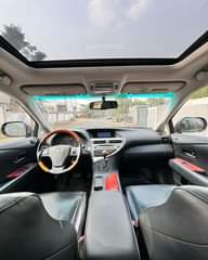 A picture of LEXUS RX 350 Keyless Fullest Option Model 2012 Price 16