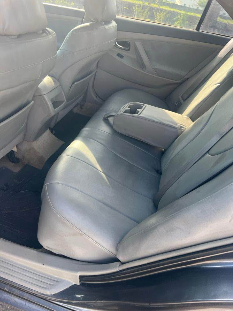 A picture of Toyota Camry 2008 model your car is working good engine