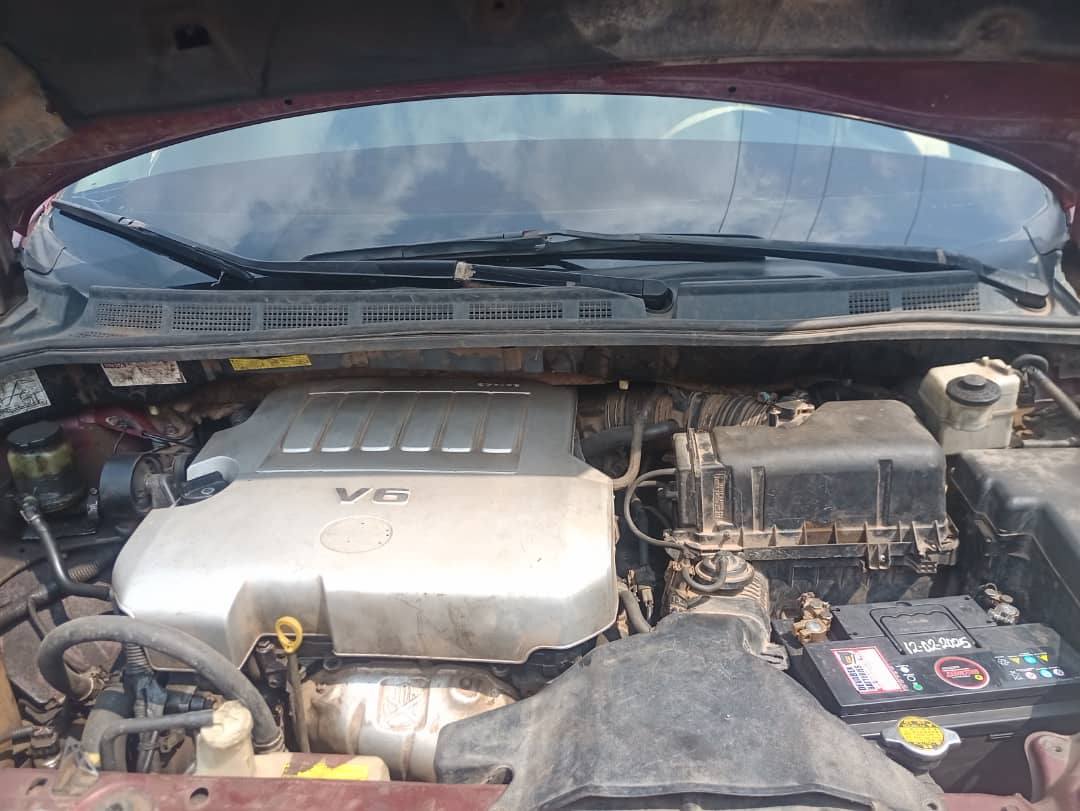 A picture of AWOOF DEAL REG TOYOTA SIENNA 2008
