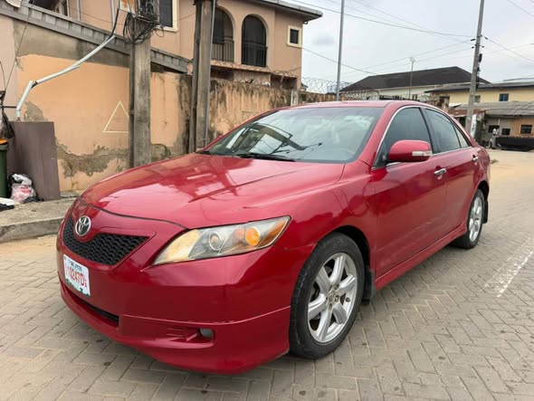 A picture of Toyota Camry 2008 SE