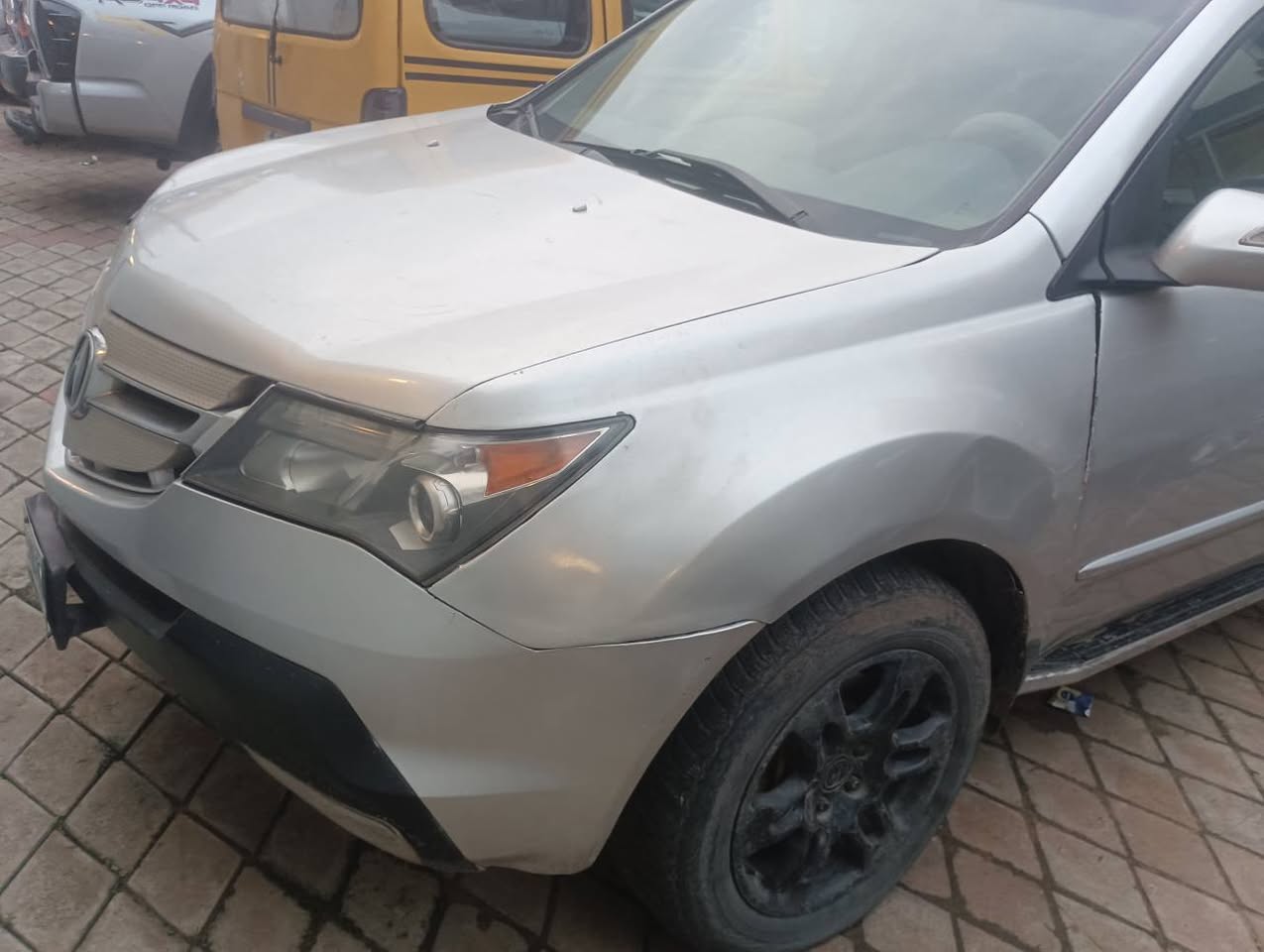 A picture of Acura mdx 2008
