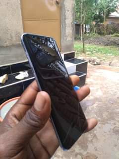 A picture of S8 on sale 300k 0707800374