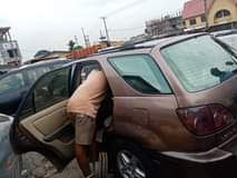 A picture of LEXUS RX300 FOR SALE ENGINE AND GEAR IS OK AC