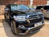 A picture of Land cruiser petrol engine for sale call me on 256751331103