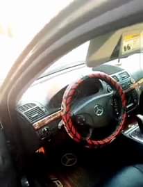 A picture of 2011 E320 Mercedes 4matic