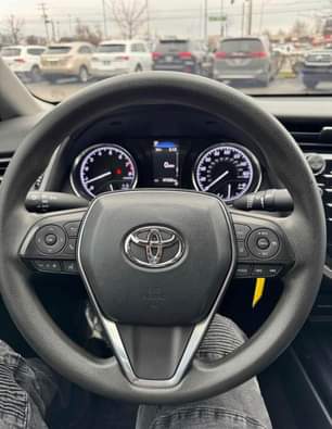A picture of 2020 Toyota Camry LE Toks key start full option and