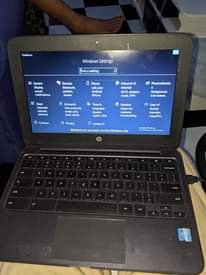 A picture of Laptop HP storage 16 ram 4 nakupa na External yake