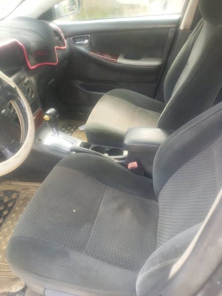 A picture of Awoof Deal 2006 Toyota Corolla
