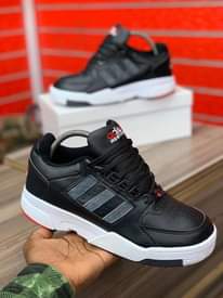 A picture of Njoo upate viatu original Call WhatsApp 0657865588