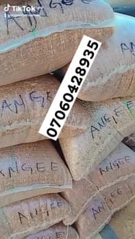 A picture of Today is our beans market what quantity of beans do