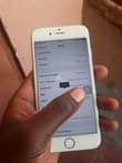 A picture of iPhone 7 128gb super clean like new
