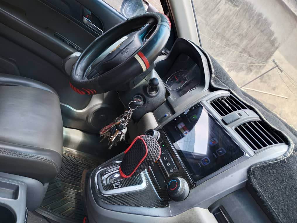 A picture of Clean HONDA CR V 2008 model