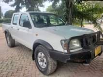 A picture of NISSAN HARDBODY