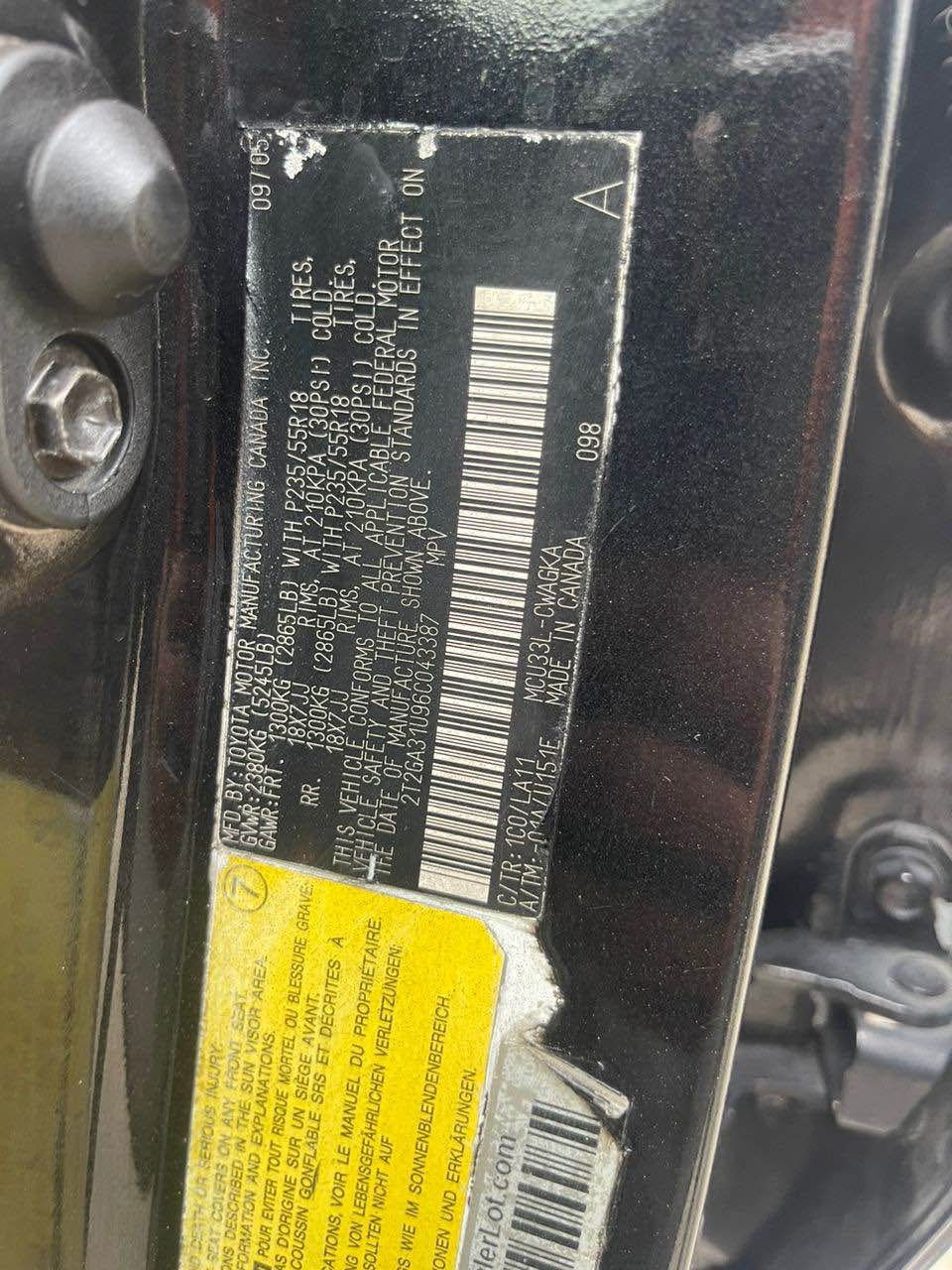 A picture of Lexus rx330 2005