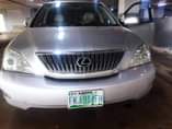 A picture of 2004 Lexus RX 330 2004