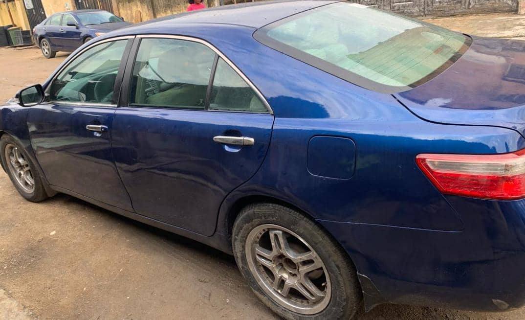 A picture of Toyota camry 08