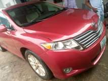 A picture of Toyota venza 2011