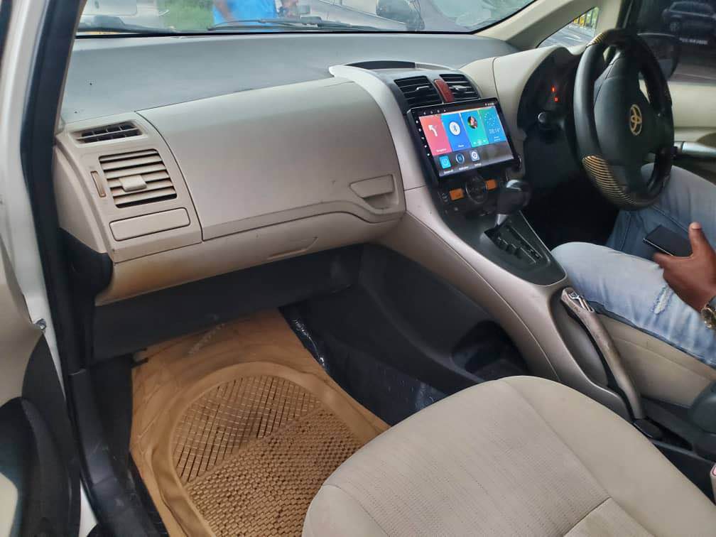 A picture of TOYOTA AURIS