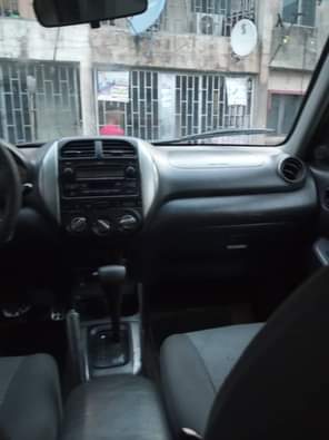 A picture of Toyota RAV4 2005 First body Sound engine and gear AC