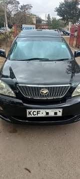 A picture of Toyota harrier KCF