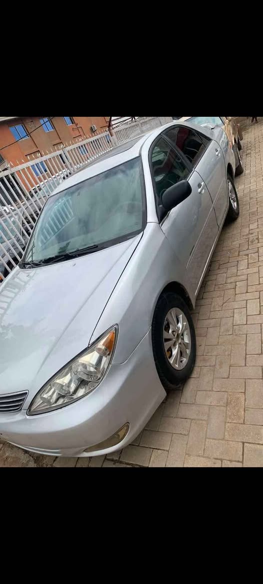 A picture of Toyota camry 2004