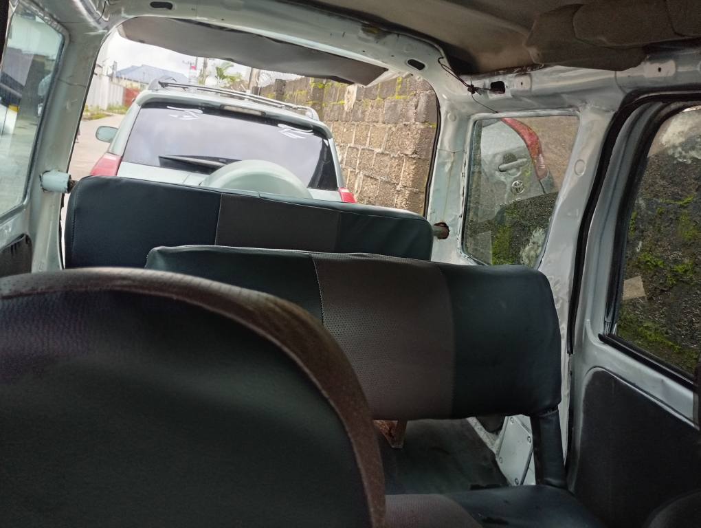 A picture of Hijet keke bus