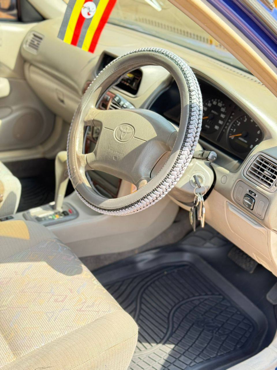 A picture of Toyota carib