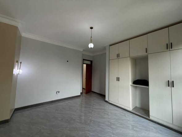 A picture of 4 bedrooms house for sale location bukooto