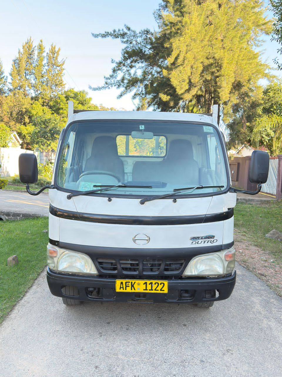 hino dutro