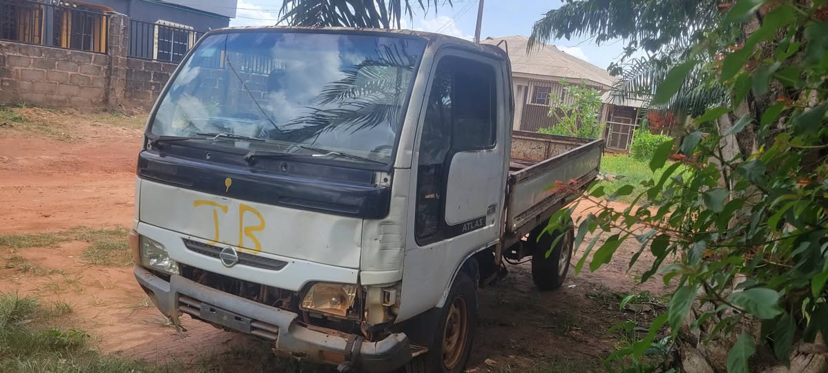 A picture of Nissan cabstar