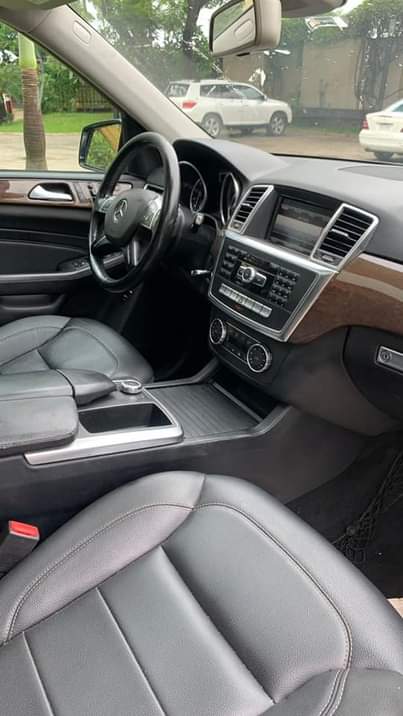 A picture of Complete accident Free tokunbo Mercedes Benz ML350 2013 with everything