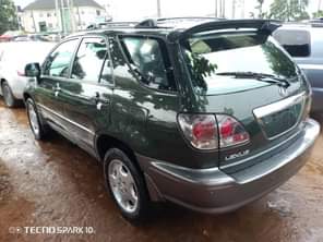 A picture of Belgium standard Rx300 Buy and drive Everything is intact Price