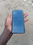 A picture of Samsung a20 gb32 ram3 ne4g