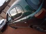 A picture of 2000 Toyota Yaris