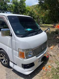 used nissan caravan