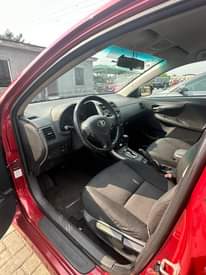 A picture of TOYOTA COROLLA 2010
