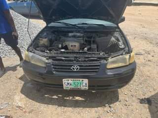 A picture of 1999 Toyota Camry