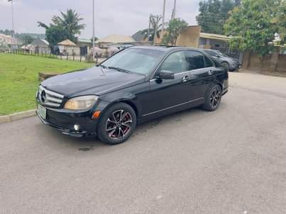 A picture of 2010 MERCEDES BENZ C300