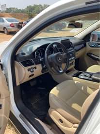 A picture of FOREIGN USED 2016 GLE 350