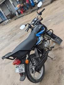 A picture of Njoo nikupatieee tvs cc125 Kwa Bei cheese kabisa