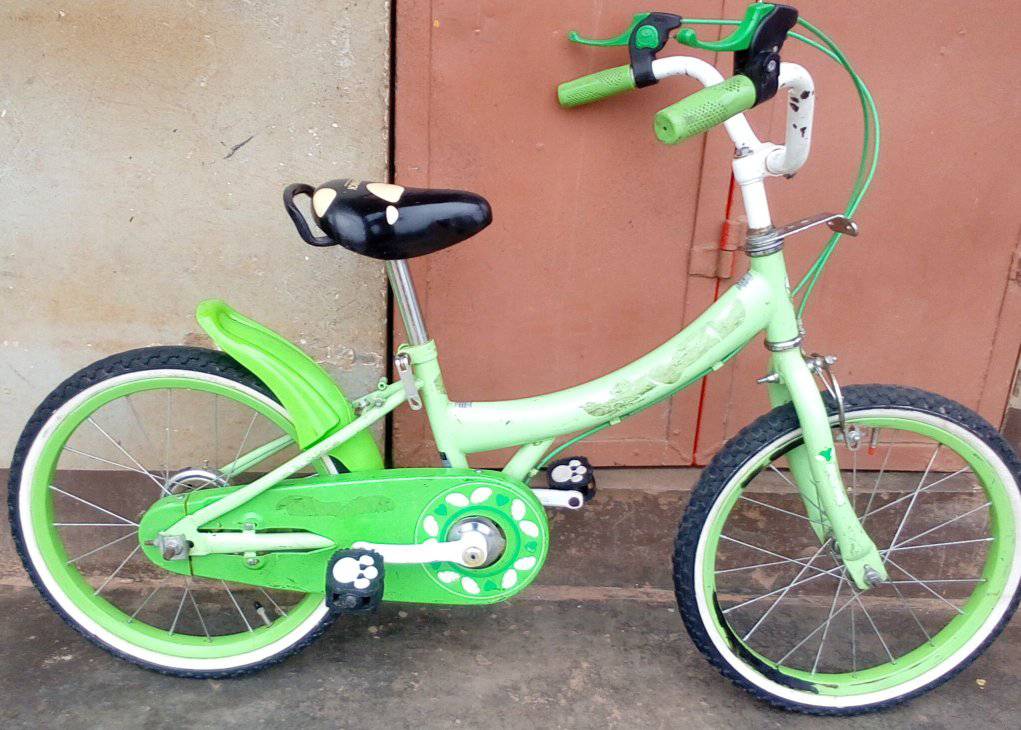 A picture of KIDS BICYCLES