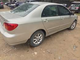 A picture of Corolla 2004 Engine need attention AC gear is working perfectly