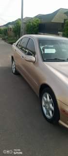 A picture of Benz C 240 very sound engine neat interior perfect body